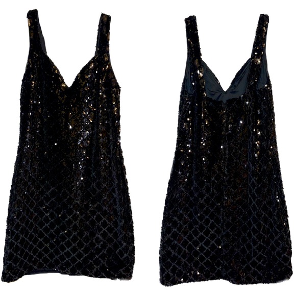 Express™️ Sequin Black Dress - Picture 1 of 3